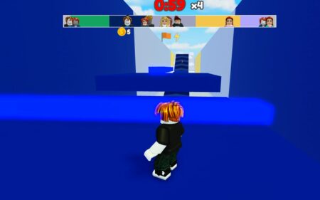 Customize your emo avatar and make new friends on Roblox