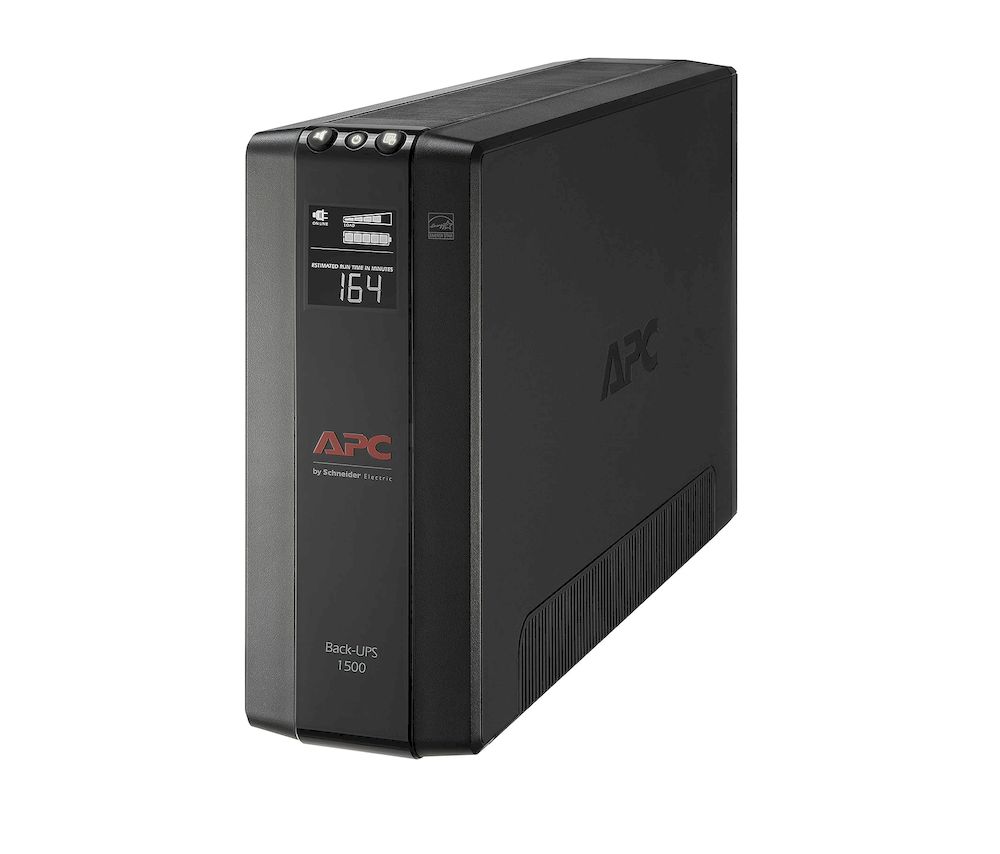 揭开 APC UPS 1500VA 的卓越面纱：电力保护审查的巅峰之作