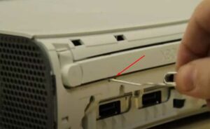 如何修复 Xbox 360 光盘托盘无法打开